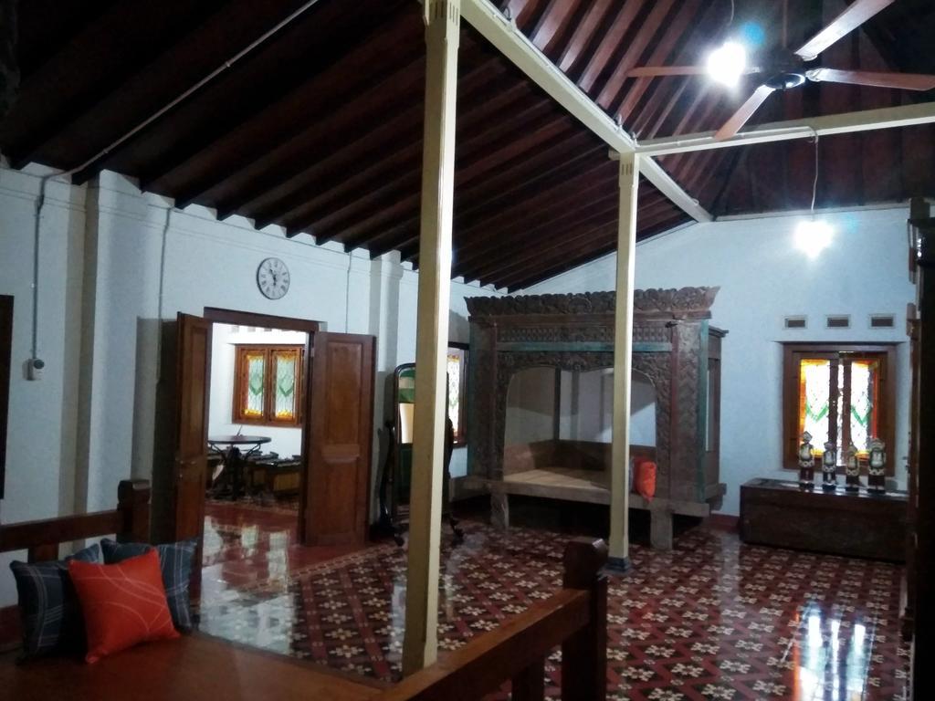 Omah Pitoe Yogya Homestay Yogyakarta Exterior photo